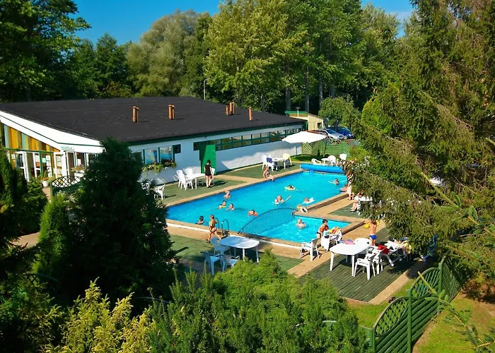 ホリデーパーク Egm-lazy Łazy